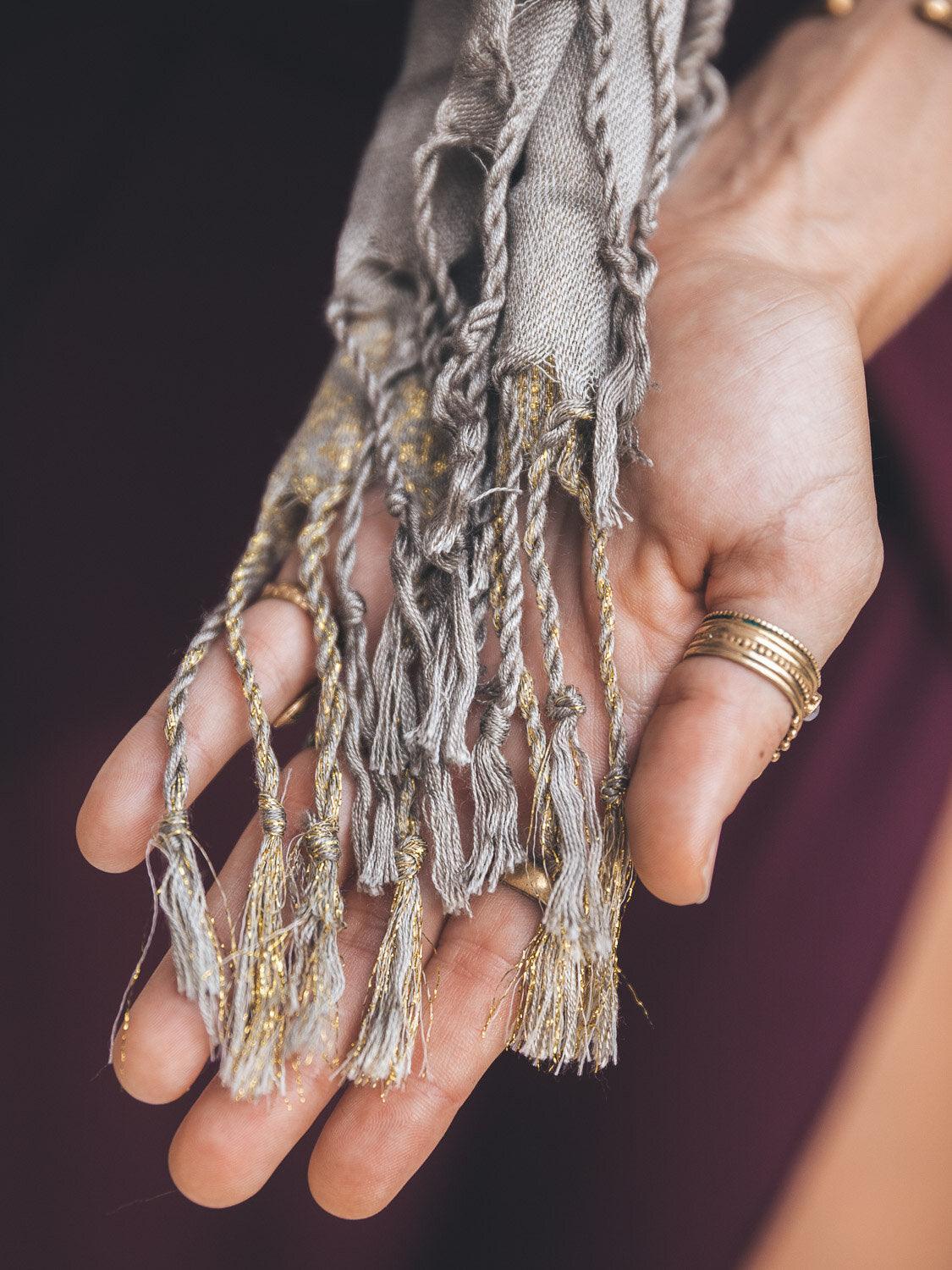 The Priestess Scarf - Grey/Gold